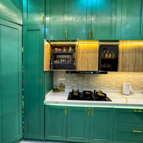 Emerald themed kitchen design